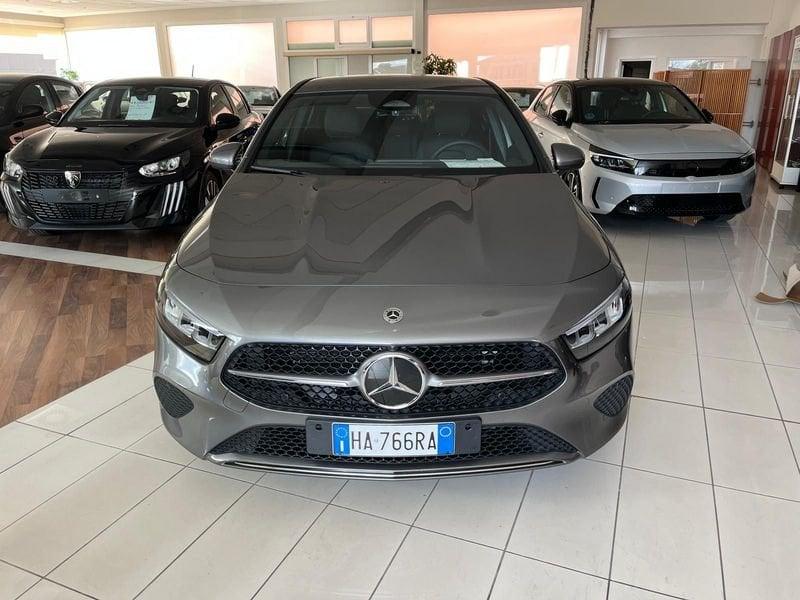 Mercedes-Benz Classe A A 180 d Automatic Business Extra