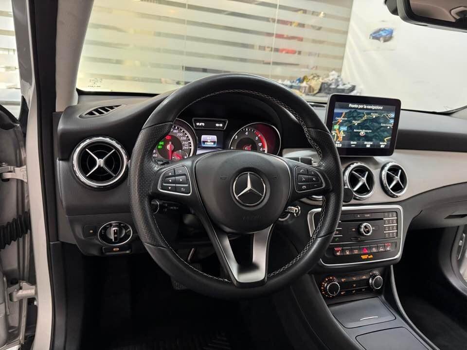 Mercedes-benz GLA 200 d CDI Sport 2016