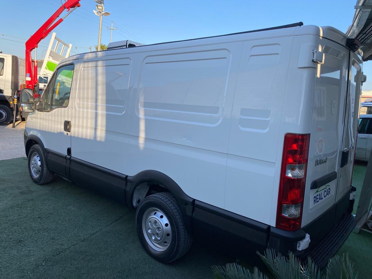 Iveco Daily 35S11 Frigo 2011