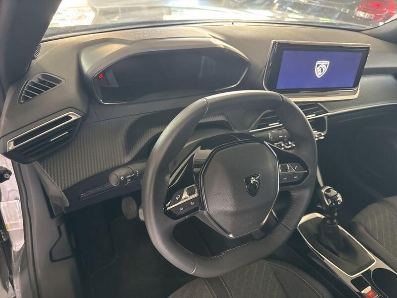 Peugeot 2008 PureTech 100 S&S Allure