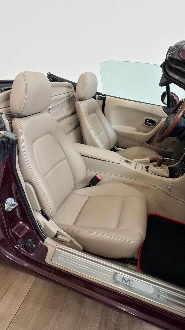 MAZDA MX-5 1.6i 16V cat Miracle