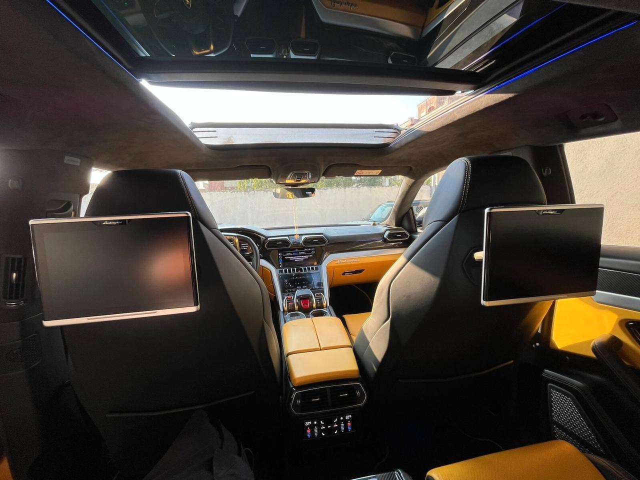 LAMBORGHINI URUS 4.0 650 CV SCARICO AKRAPOVIC STRAFULL VAL. PERMUTE