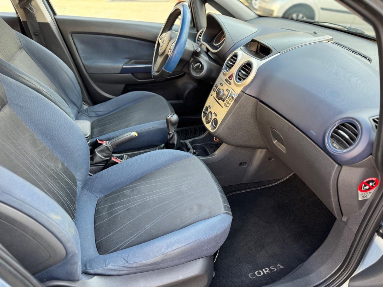 Opel Corsa 1.2 5 porte Cosmo X Neo Patentato