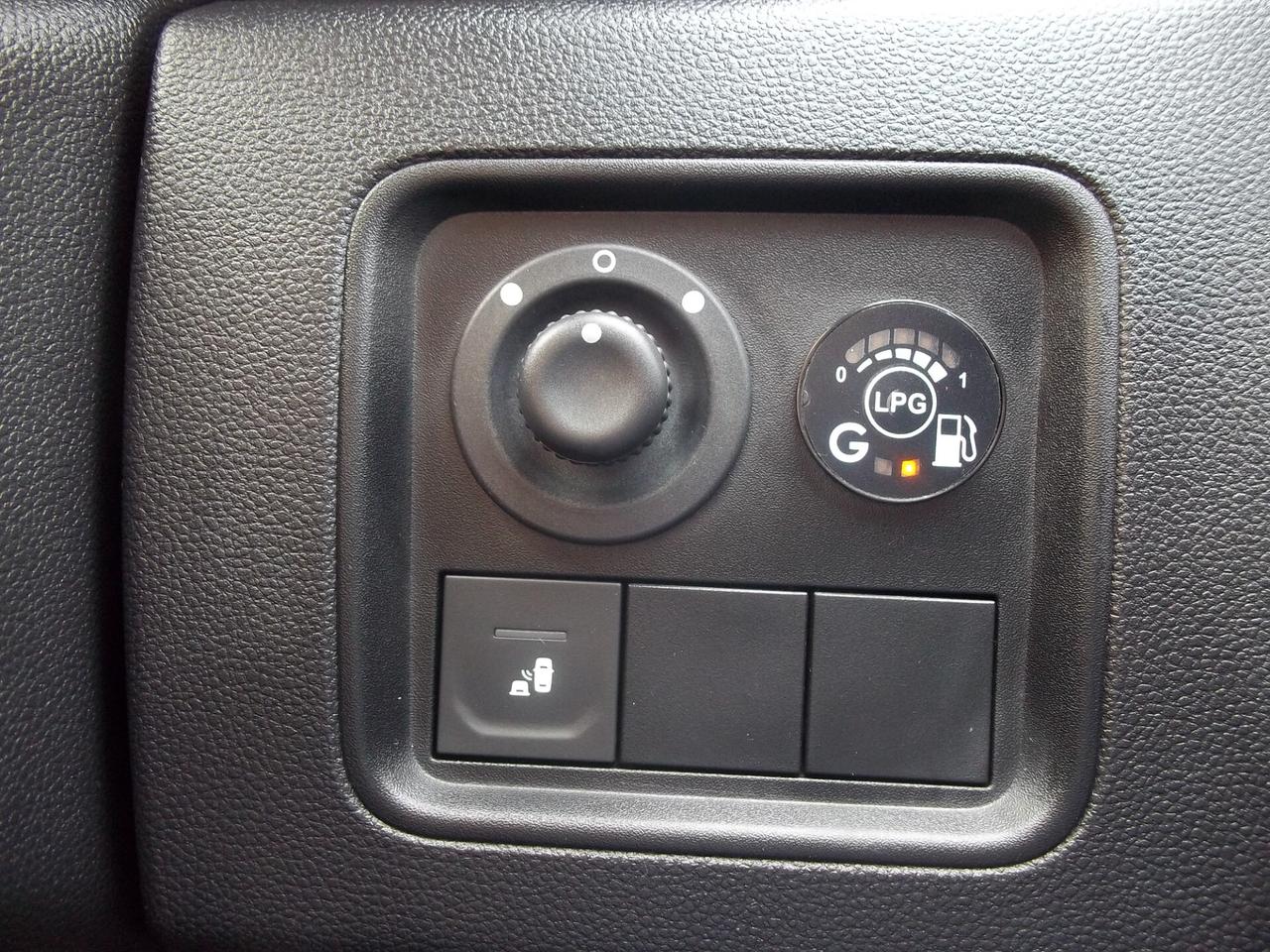 Dacia Duster Prestige 1.0 TCe 100 cv ECO-G Ubiproprietario GPL Originale Euro 6d-temp