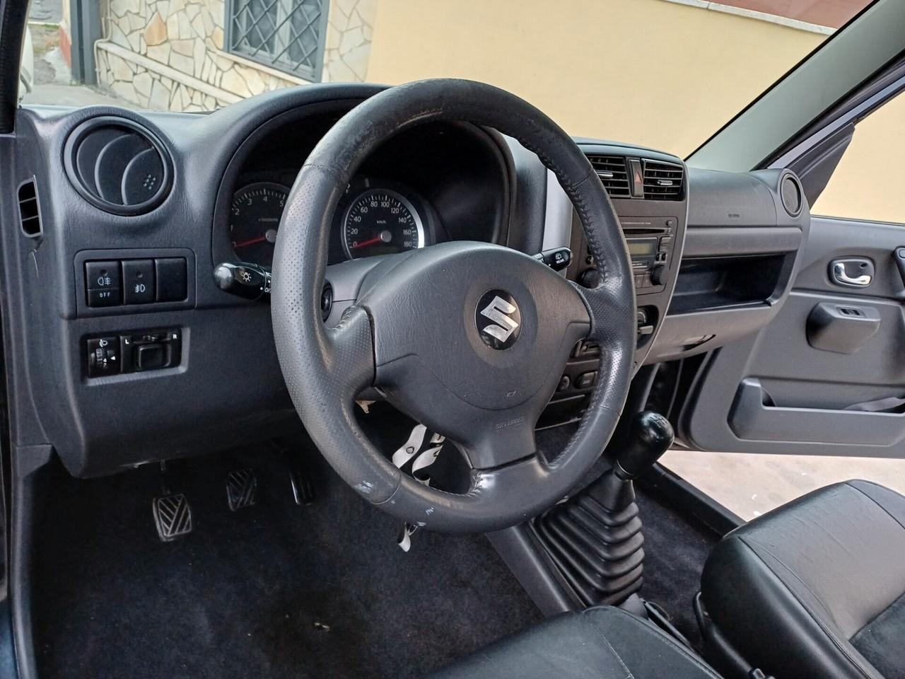 Suzuki Jimny 1.3i 16V cat 4WD