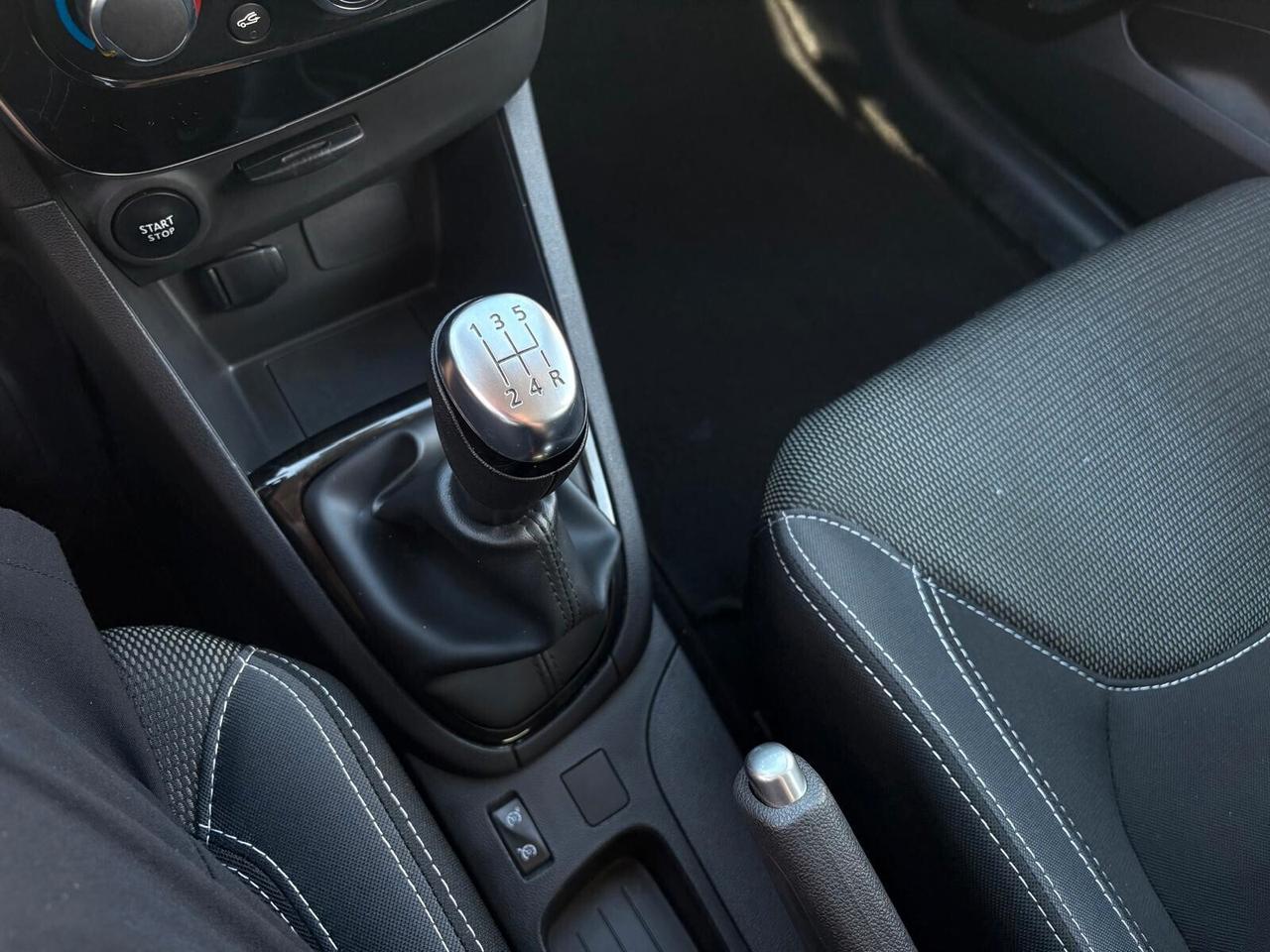 Renault Clio 0.9 GPL 90cv Moschino NEOPATENTATI