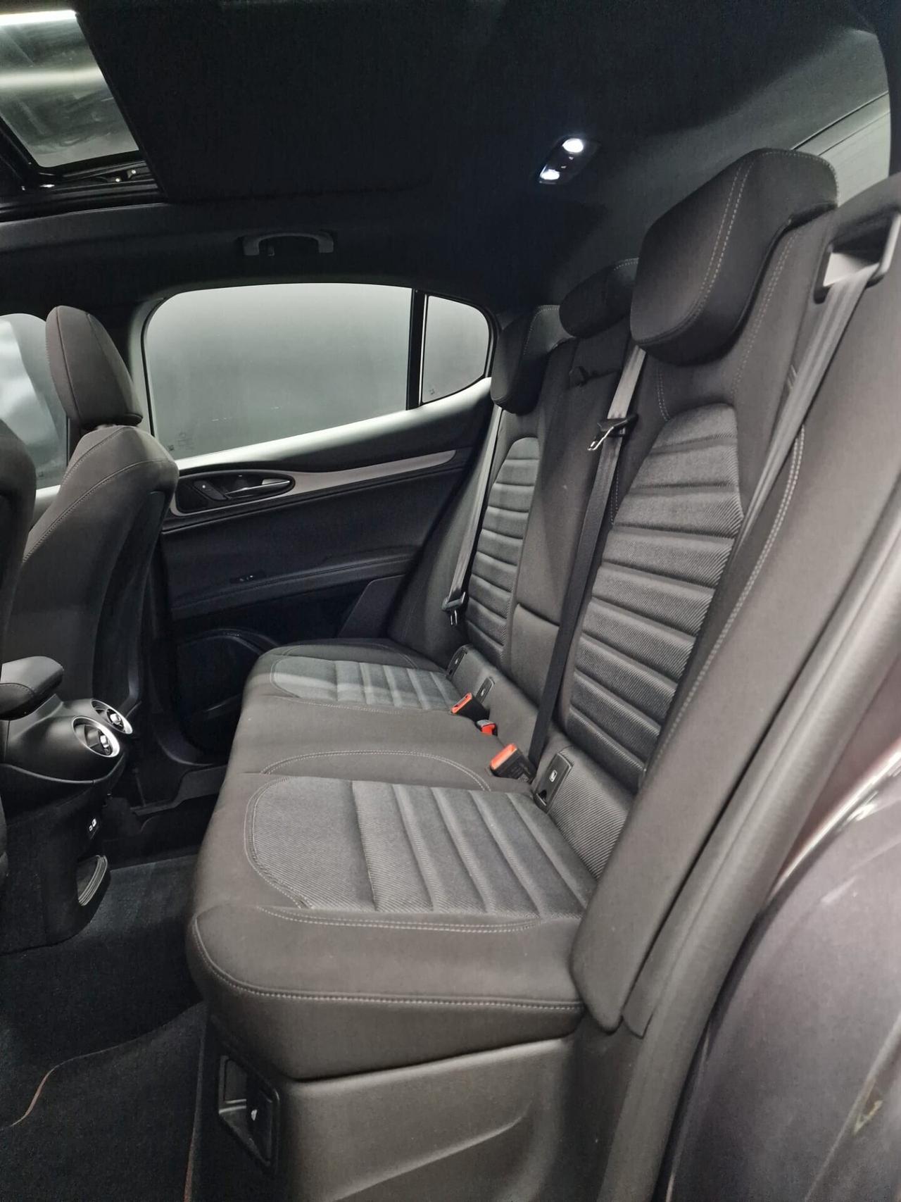 Alfa Romeo Stelvio 2.2 Turbodiesel 160 CV AT8 RWD Sprint Tetto Apribile