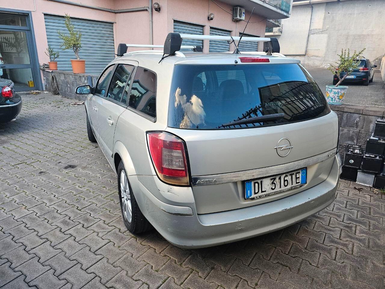 Opel Astra 1.7 CDTI 101CV Station Wagon Cosmo