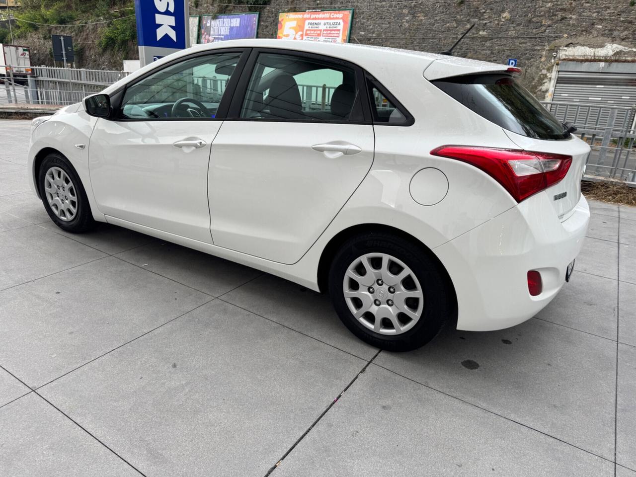 HYUNDAI I30 1.4 CRDI KM 62 MILA !!!!