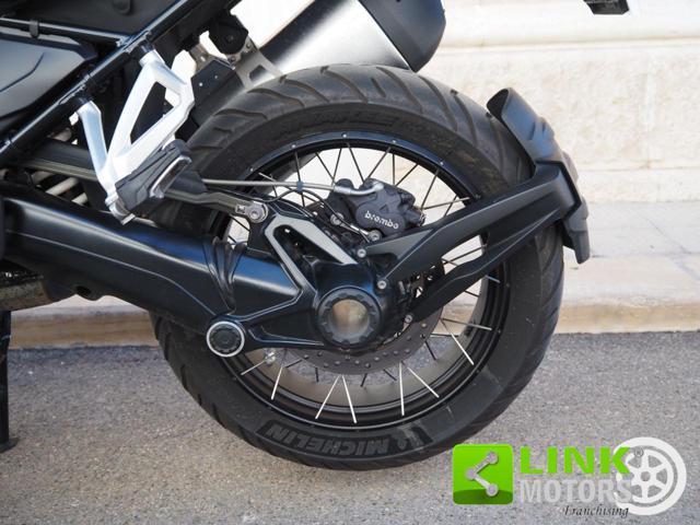BMW R 1250 GS TRIPLE BLACK