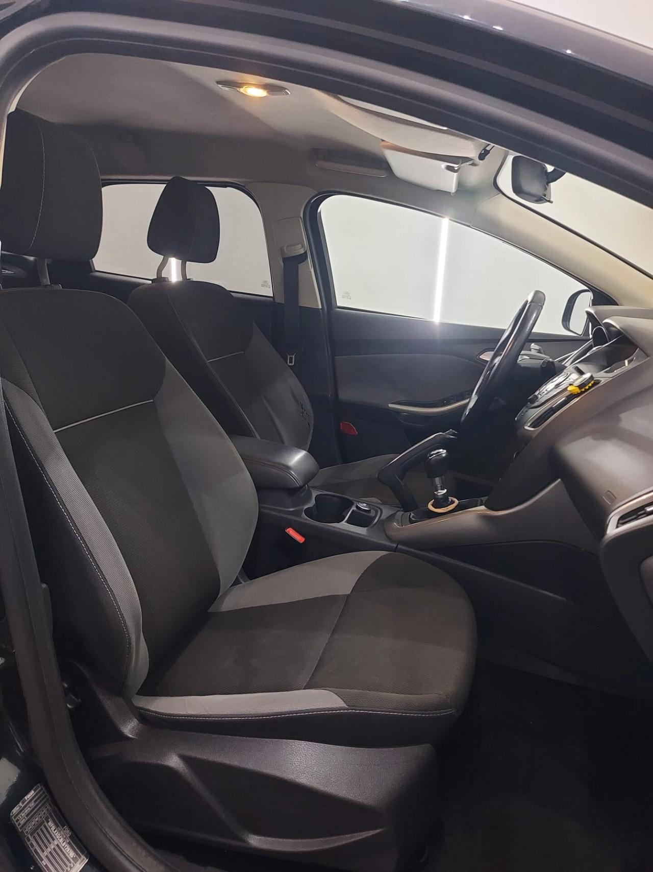 Ford Focus 1.6 TDCi 115 CV SW PLUS 2011