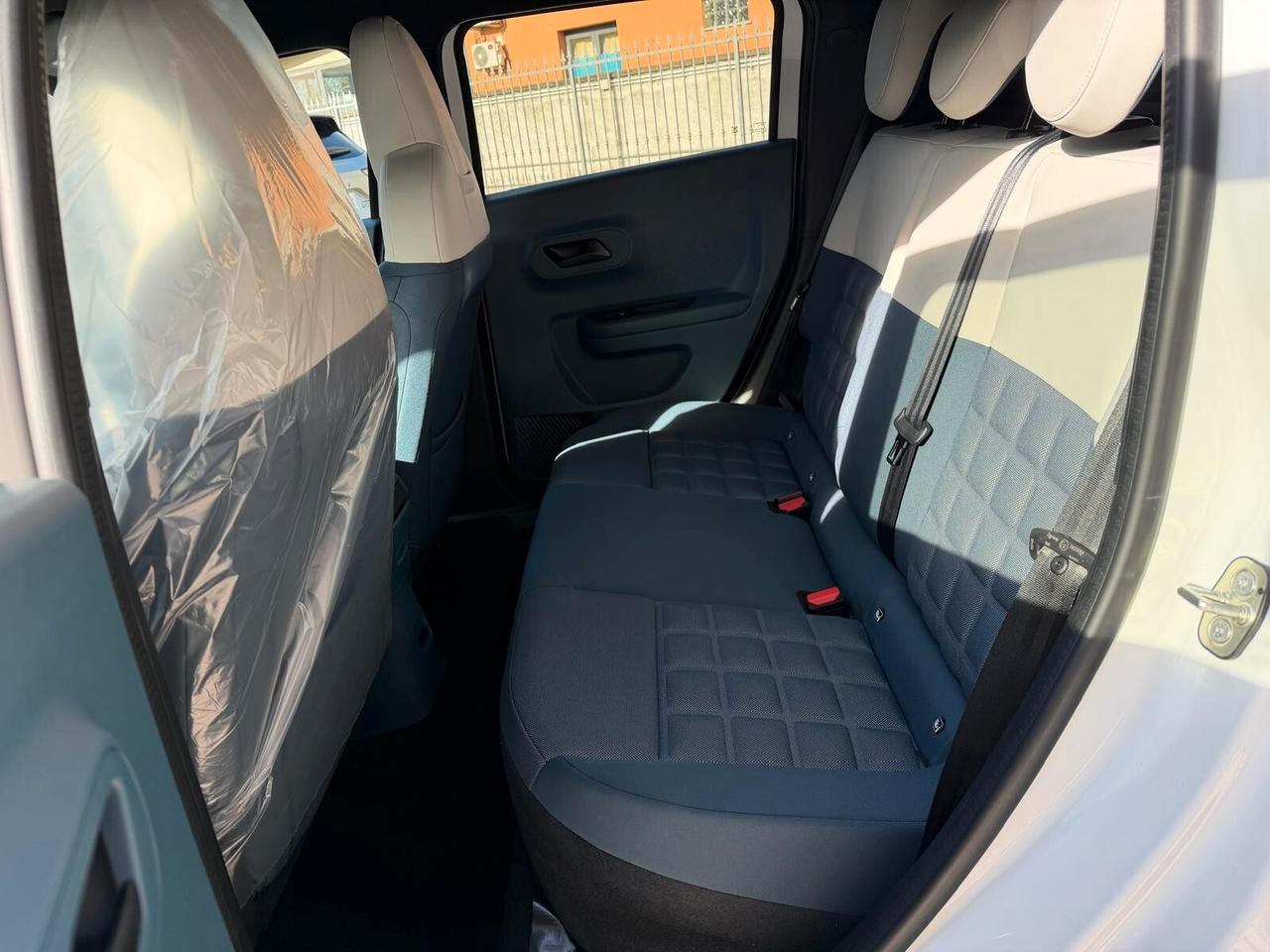 Fiat Grande Panda 1.2 Hybrid 110 CV S&S La Prima