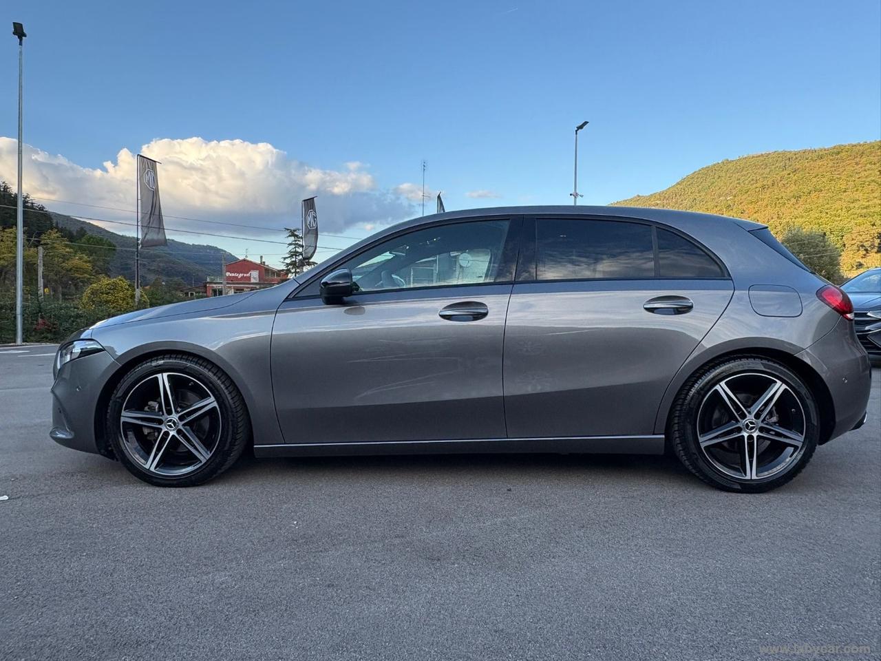MERCEDES-BENZ A 180 d Automatic Sport