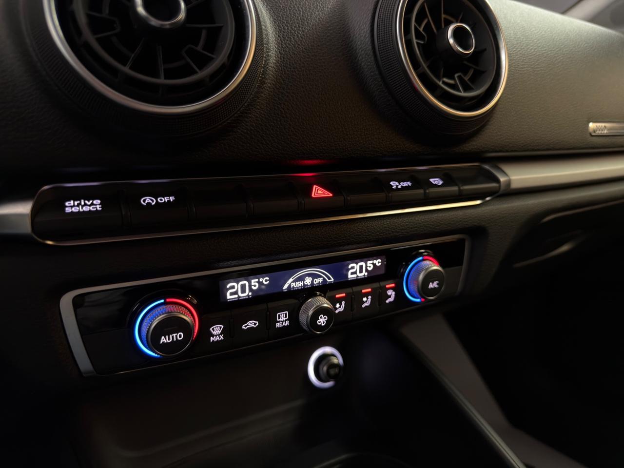 Audi A3 Sedan 30 TDI S- LINE *FULL OPTIONAL* Berlina