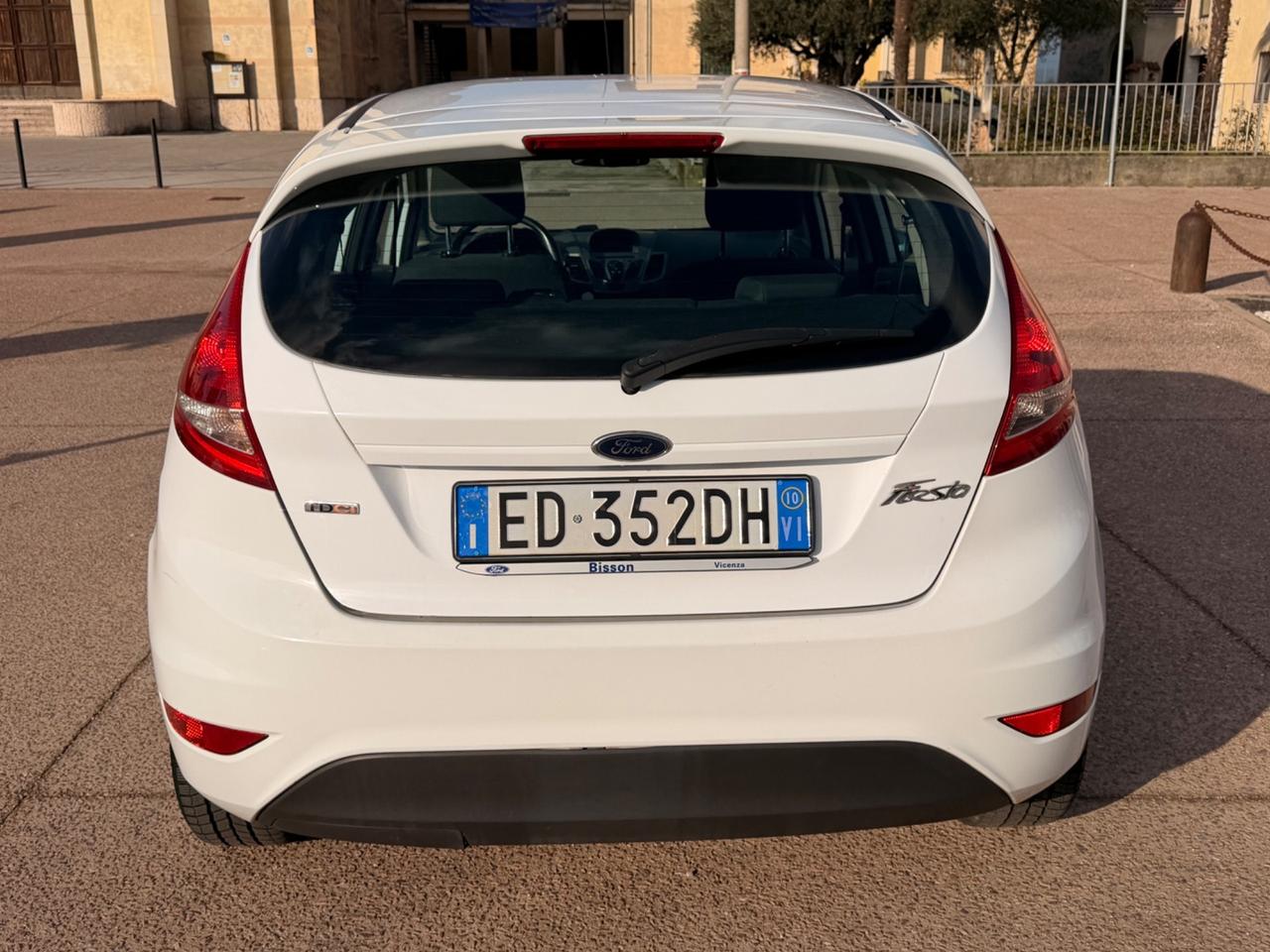 Ford Fiesta 1.4 TDCi km110mila neopatentati