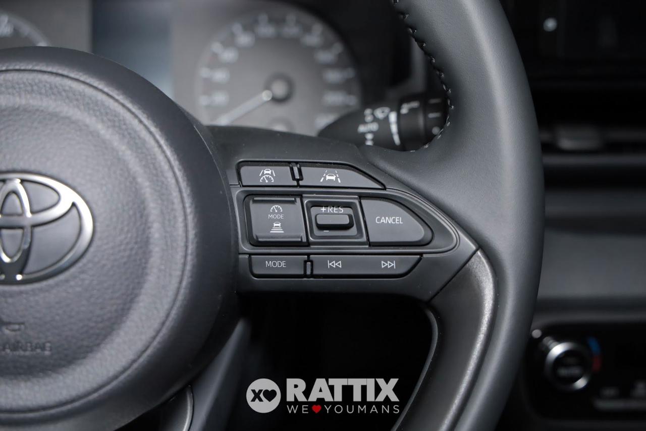 Toyota Yaris 1.5 Hybrid Active CVT