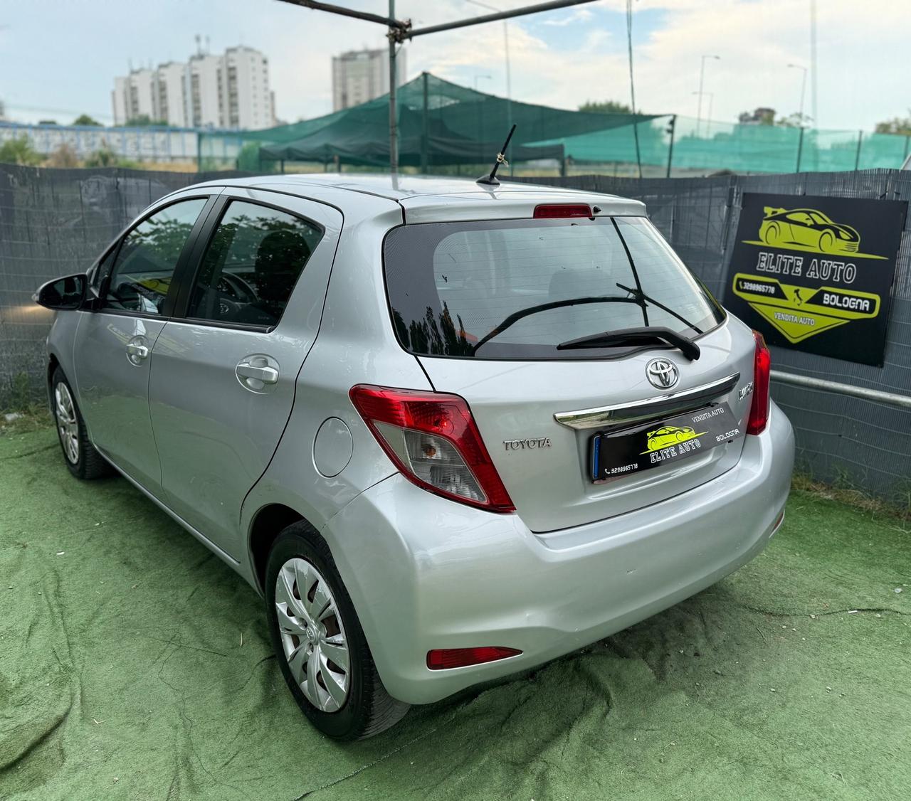 Toyota YARIS 1.0 BENZINA LOUNGE RETROCAMERA FULL