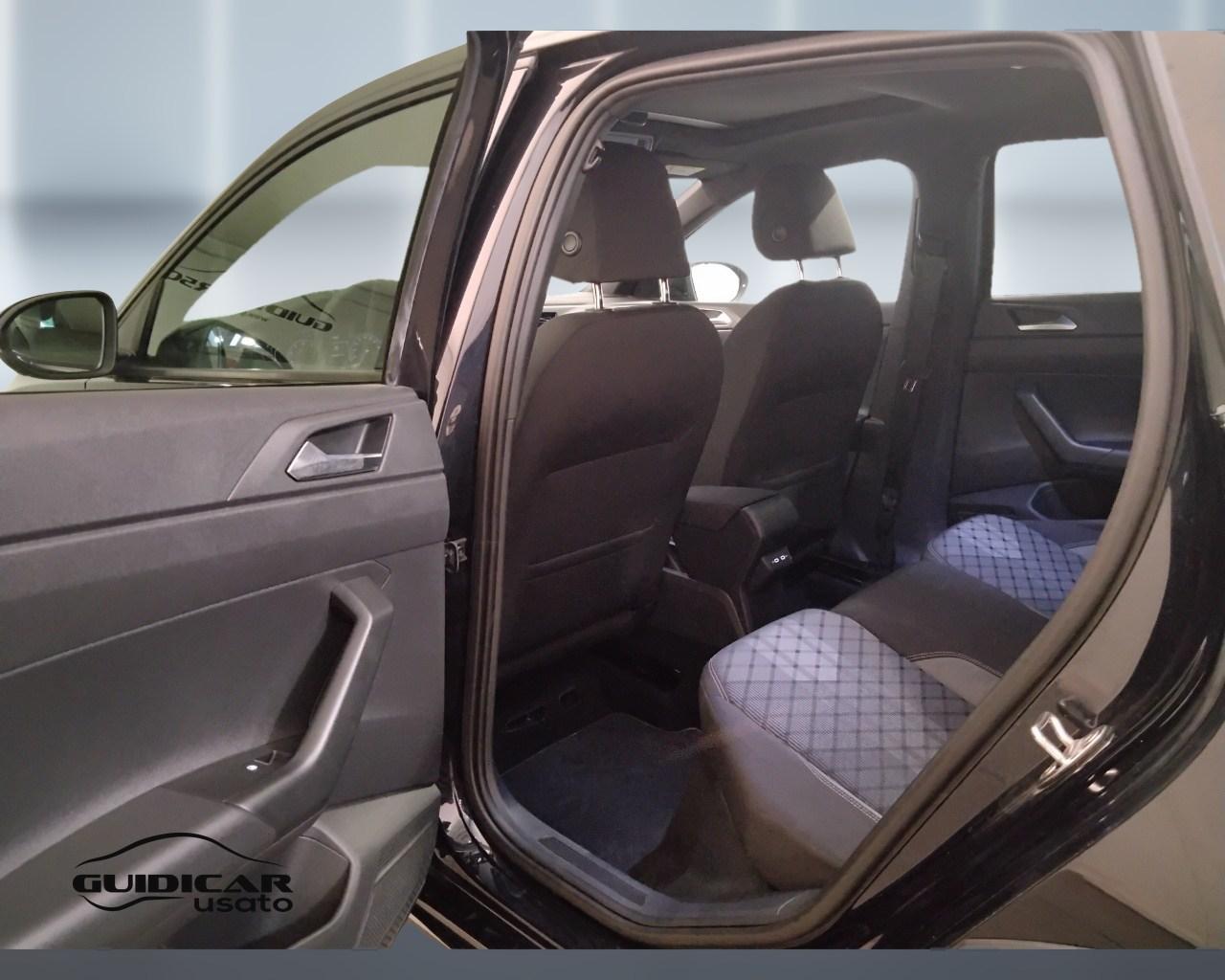 VOLKSWAGEN Taigo - Taigo 1.0 tsi R-Line 110cv