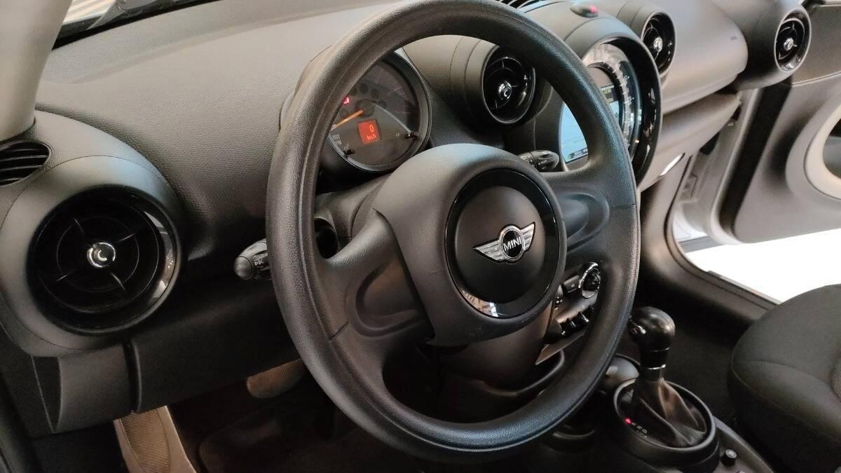 Mini Countryman 2.0 Cooper D Business auto E6