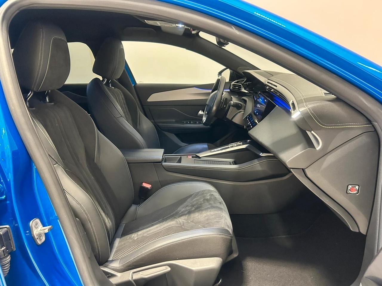 Peugeot 308 Plug-in Hybrid 225 e-EAT8 GT