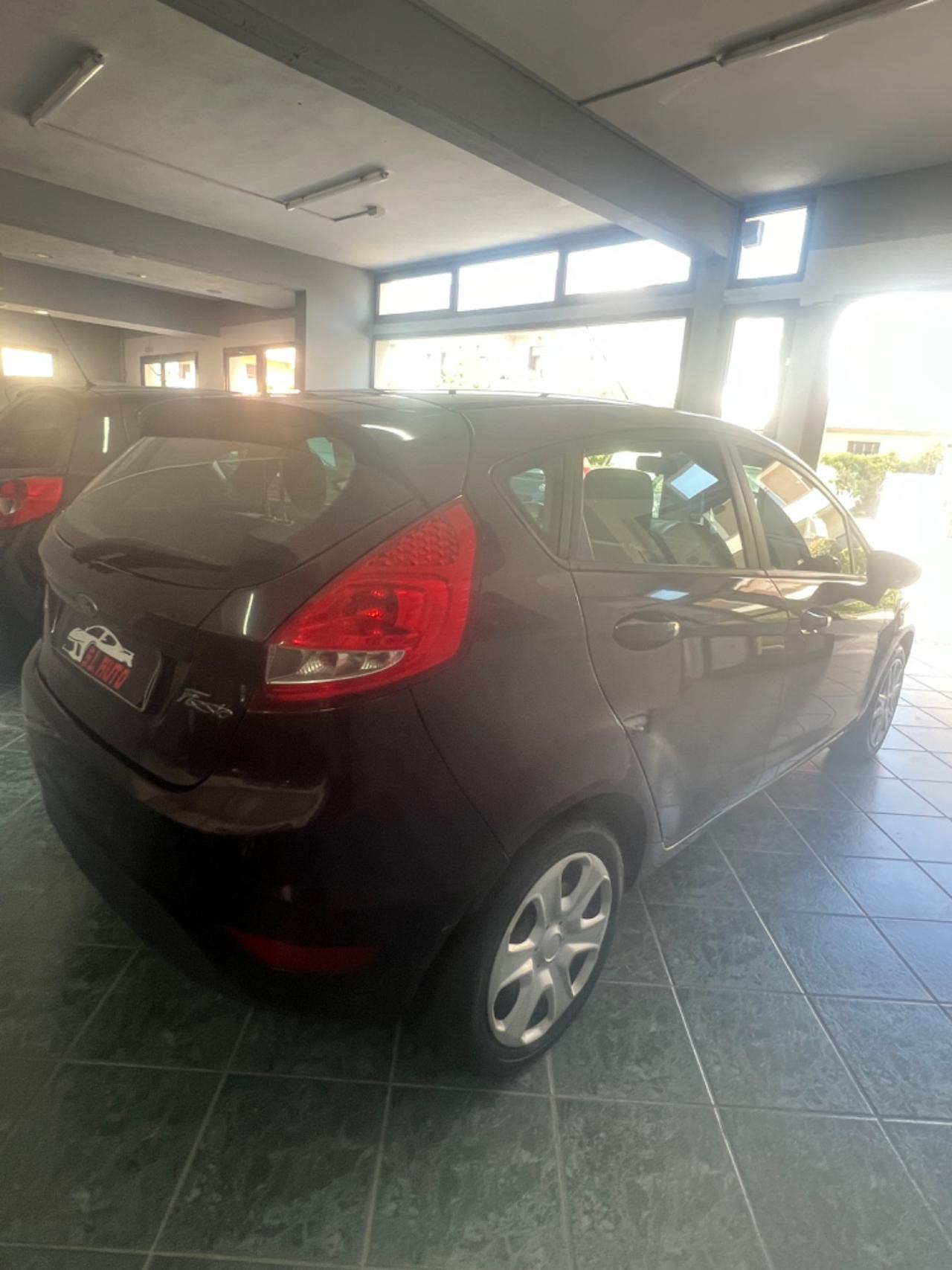 Ford Fiesta 1.2 82 CV G.P.L.