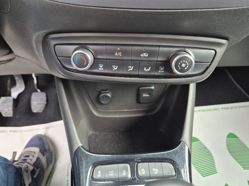 Opel Crossland X 1.5 D 110CV FULLED CAMERA