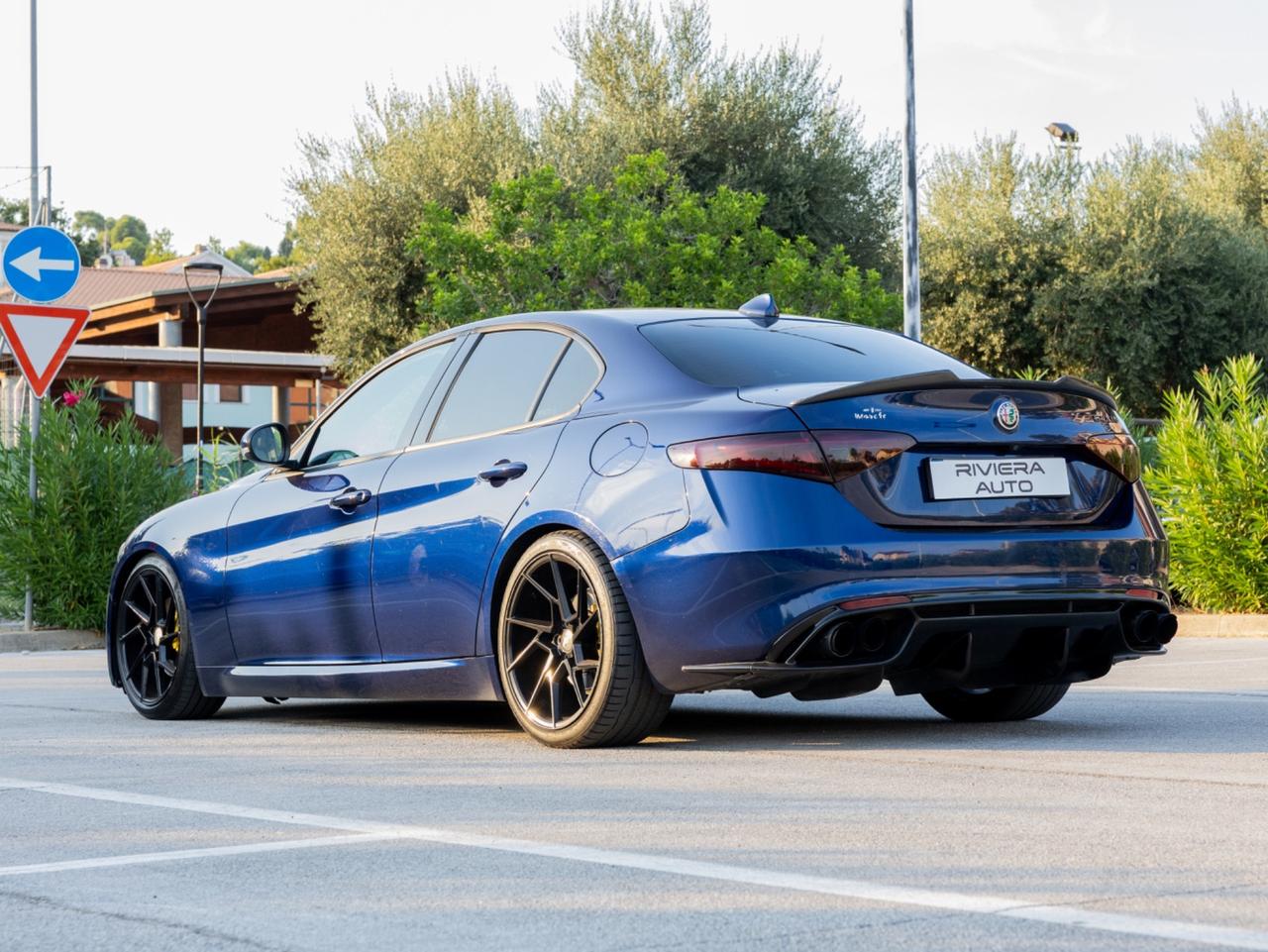 Alfa Romeo Giulia 2.2 Turbodiesel 180 CV AT8 Business Sport Launch Ed.