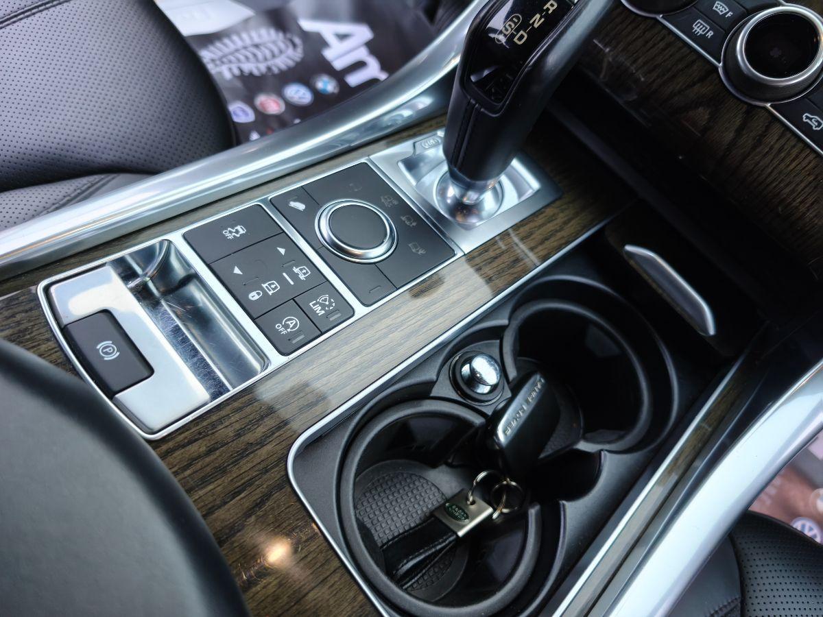 LAND ROVER Range Rover Sport 3.0 TDV6 HSE Dynamic