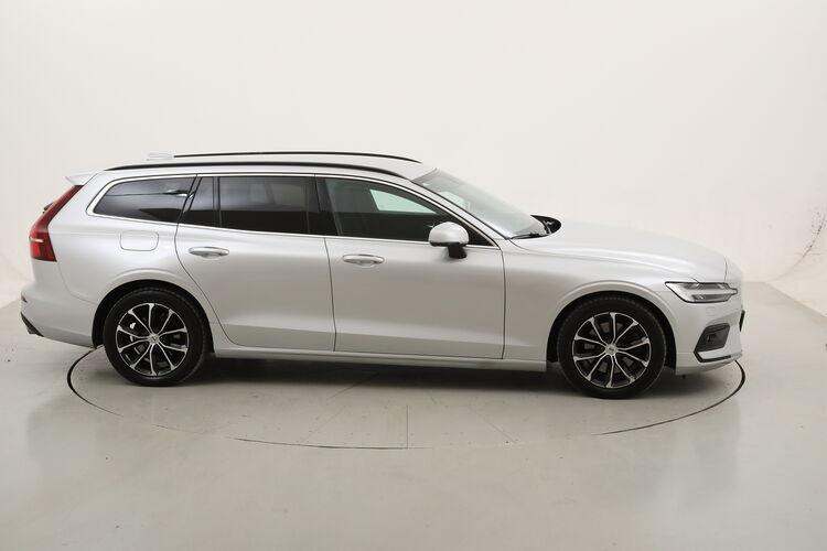 Volvo V60 B4 (d) Momentum Business Pro Geartronic BR901772 2.0 Mild Hybrid 197CV