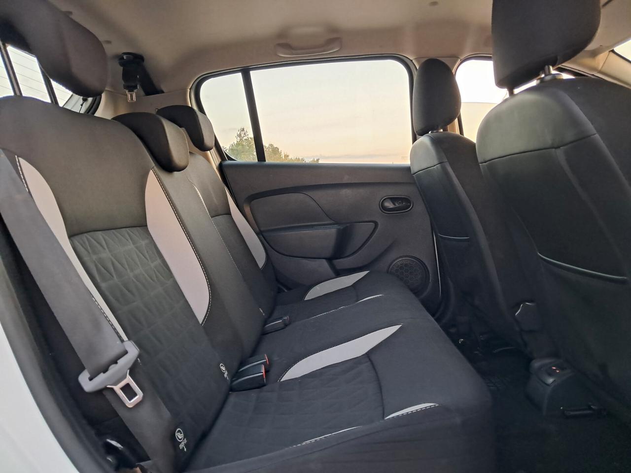 Sandero Stepway 1.5 dCi 90CV Automatica *NAVY-CRUISE*