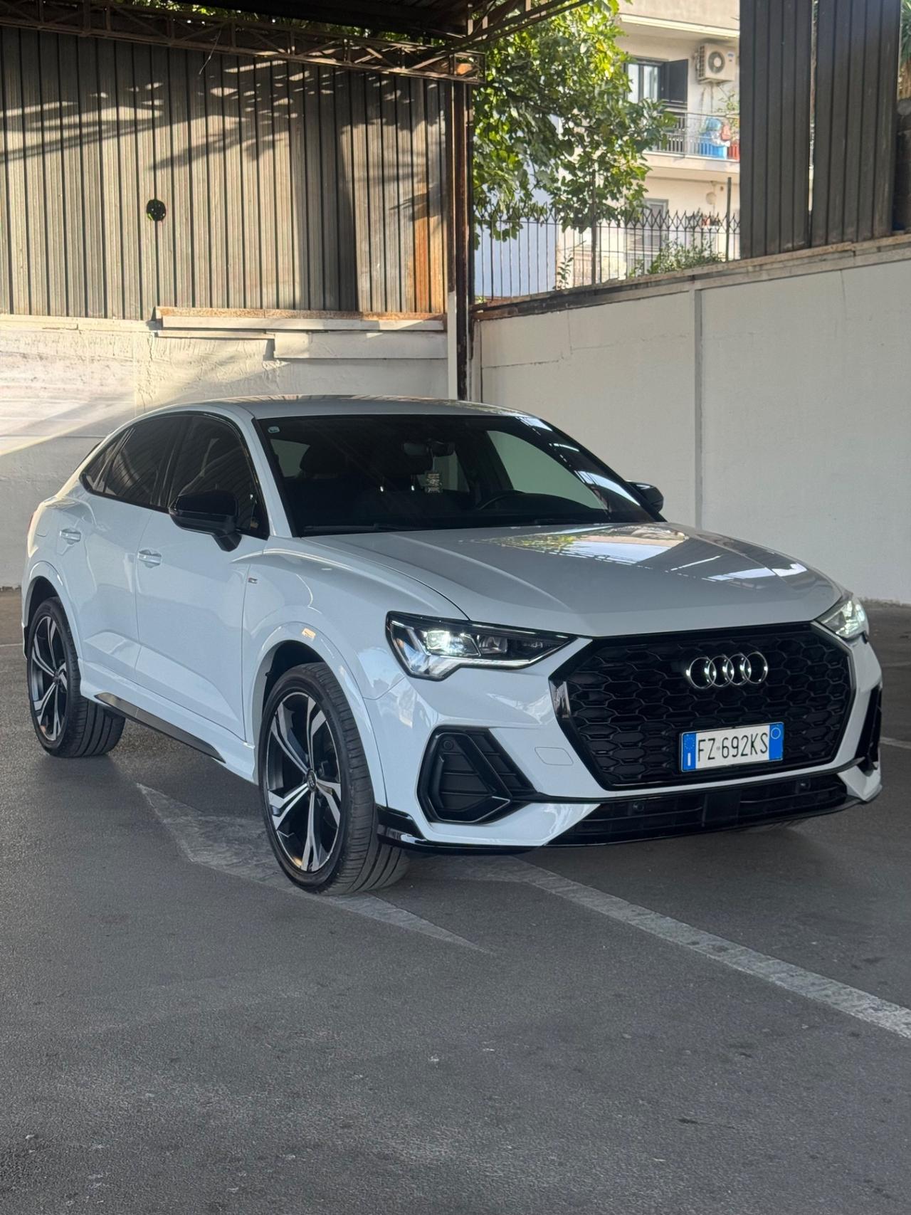 Audi Q3 35 TDI S tronic line edition 2.0 150cv automatica 12 mesi garanzia