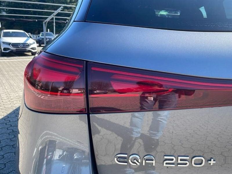Mercedes-Benz EQA 250+ Advanced Progressive