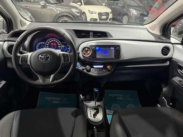 Toyota Yaris Ibrida Automatica 4 Stagioni