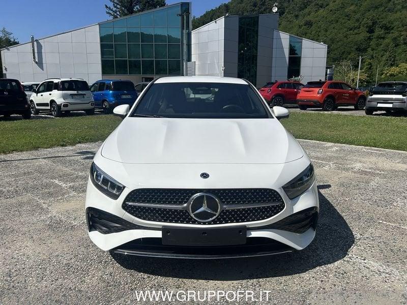 Mercedes-Benz Classe A A 180 d Automatic AMG Pack night edition