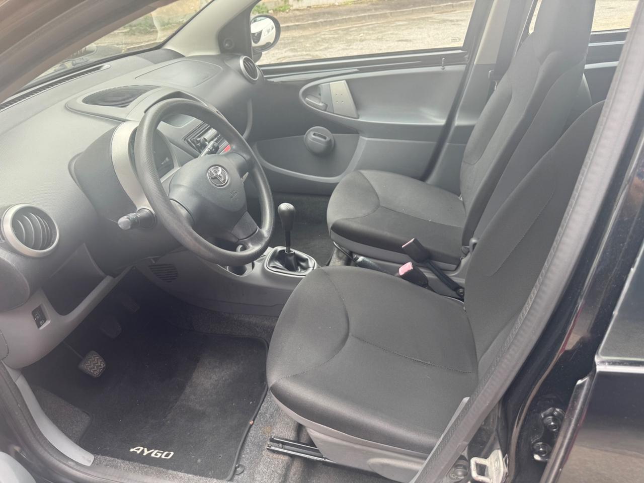 Toyota Aygo 1.0 12V VVT-i 5 porte Now