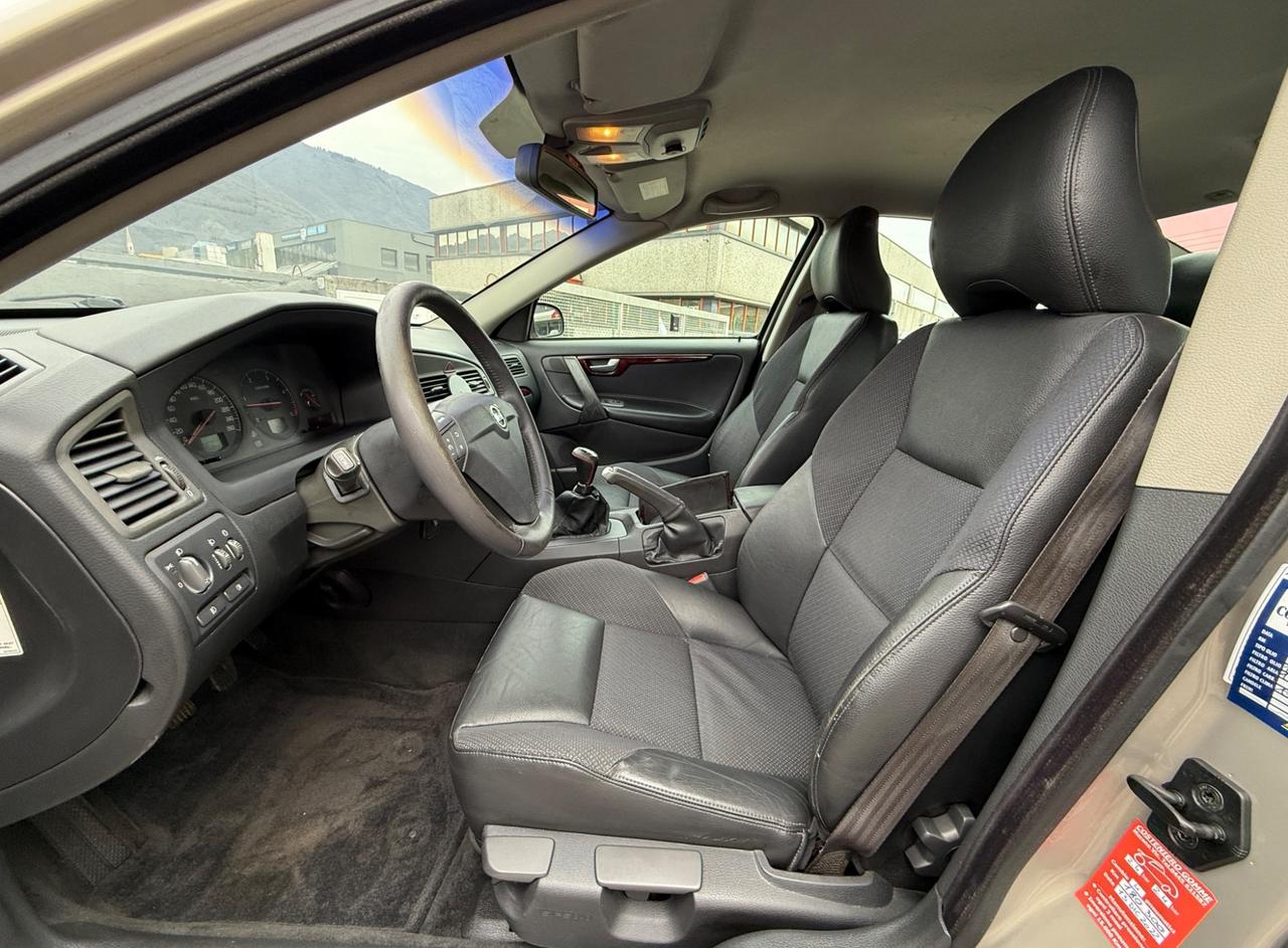 Volvo S60 2.4 D5 20V cat Optima GANCIO TRAINO