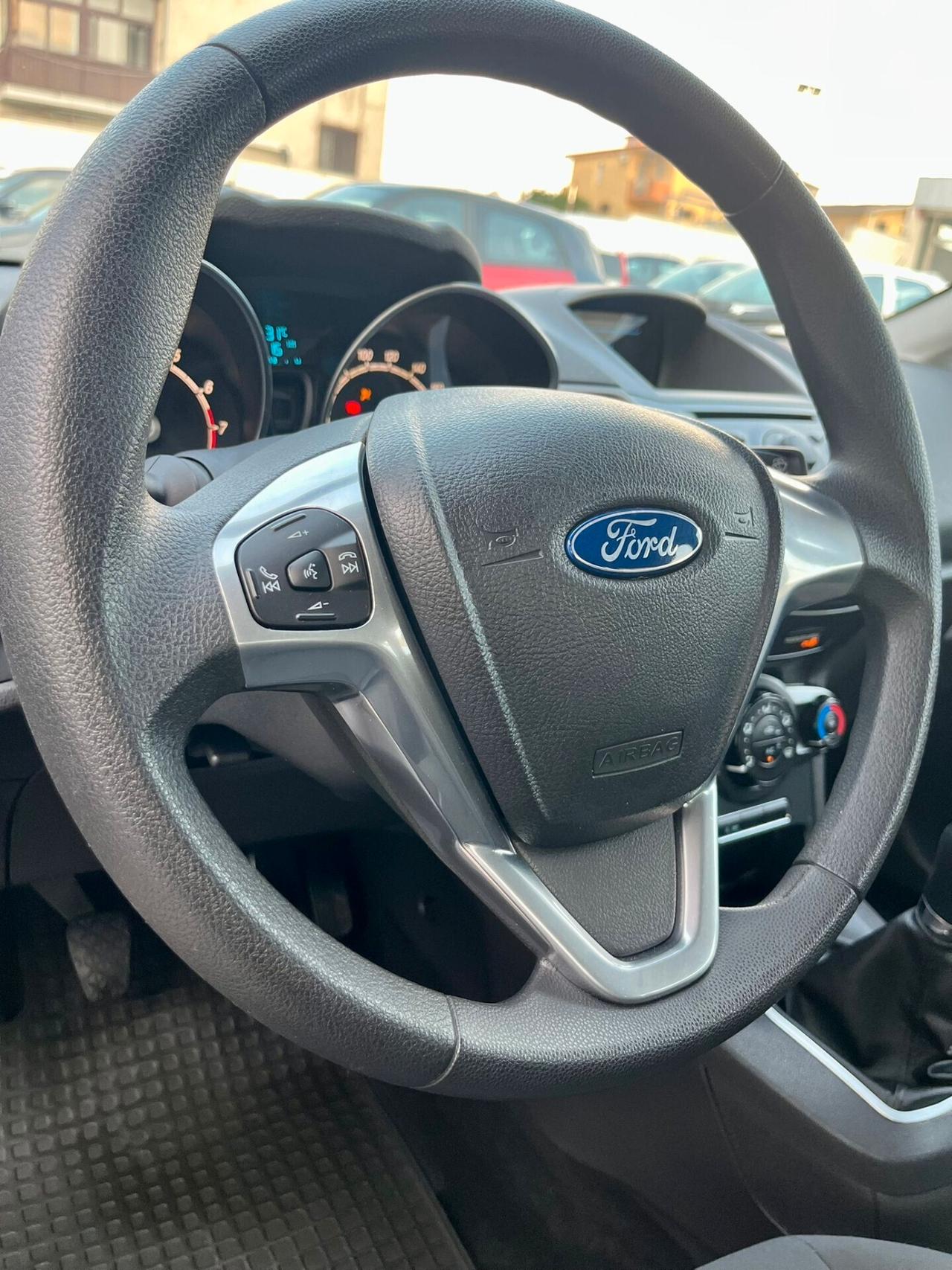 Ford Fiesta 1.0 80CV 5 porte
