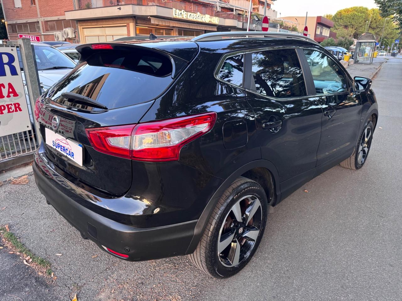 Nissan Qashqai 1.2 BENZ DIG-T Tekna garanzia 12 mesi