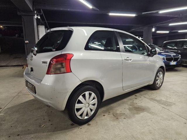 TOYOTA Yaris 1.3 3 porte AUTOMATICA