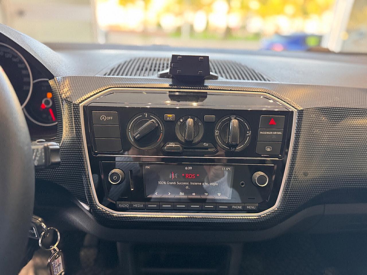 Volkswagen up! 1.0 5p. move “62.000KM”