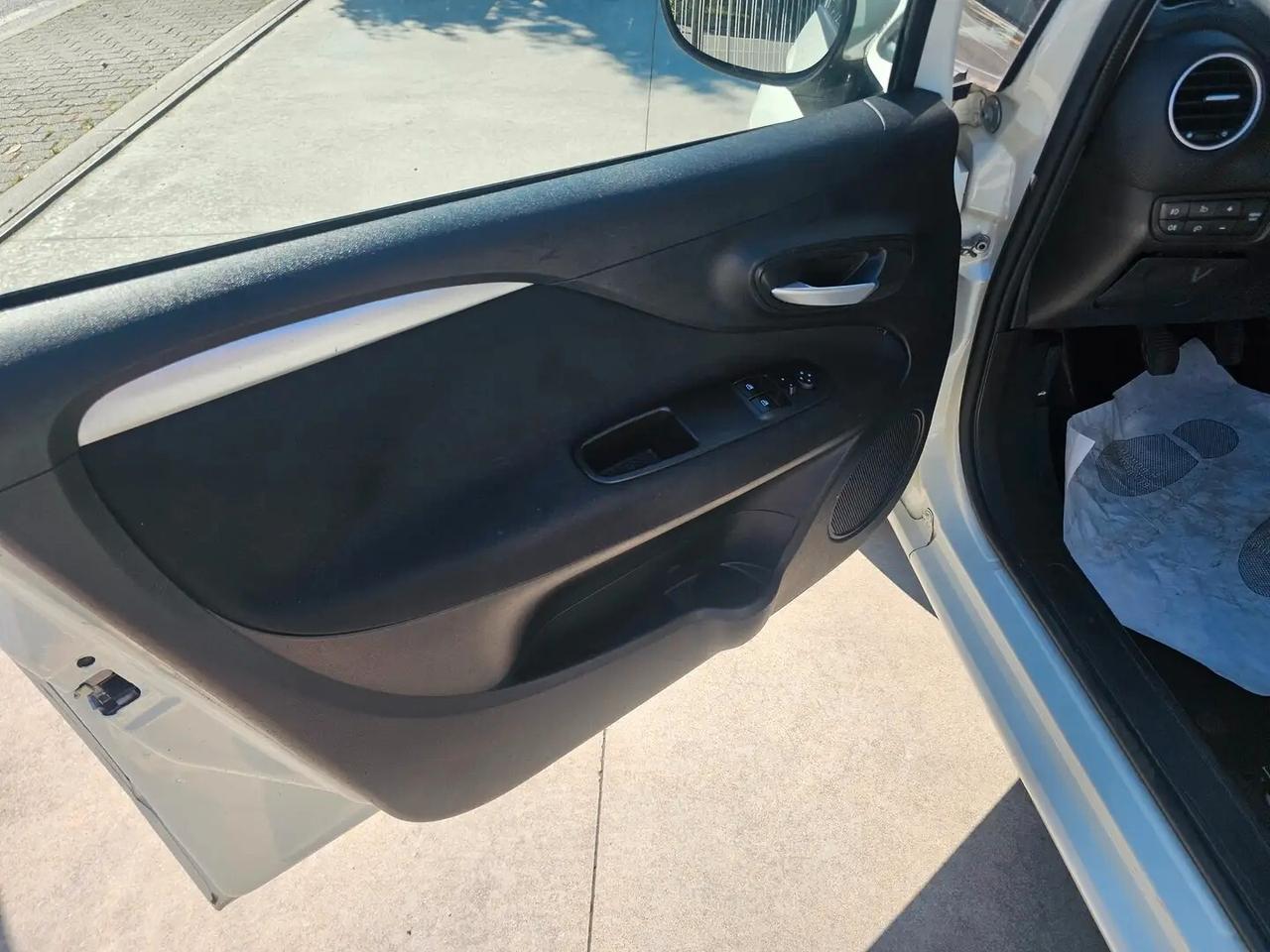Fiat Punto 1.4 8V 5 porte Easypower Easy