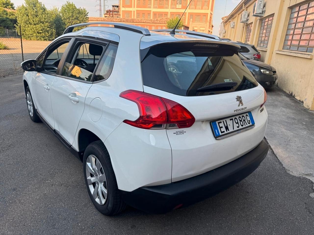 Peugeot 2008 Anno 2014 1.2 Benzina 82 CV 37.000 KM