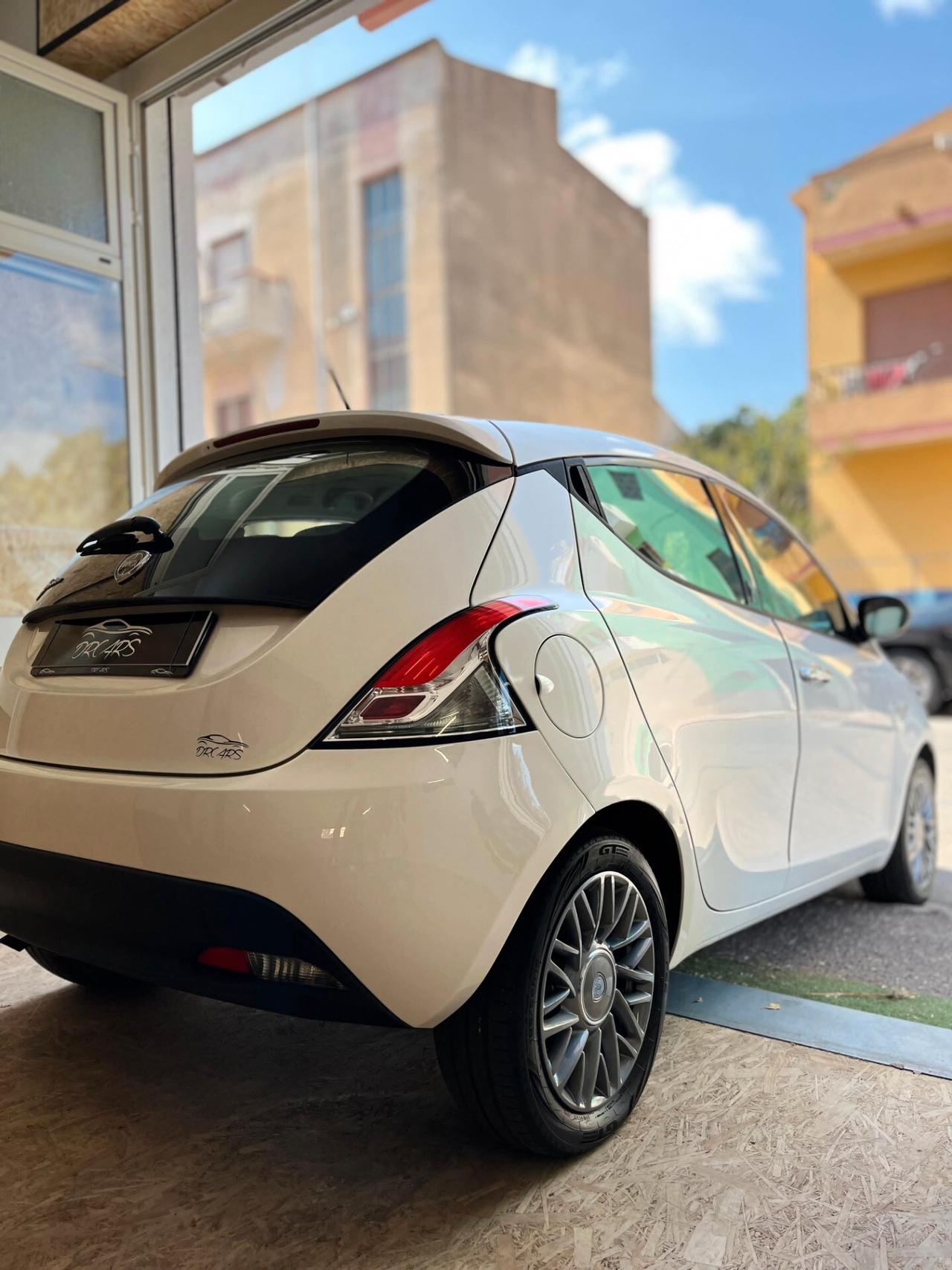 Lancia Ypsilon 1.3 MJT 16V 95 CV 5 porte S&S Platinum