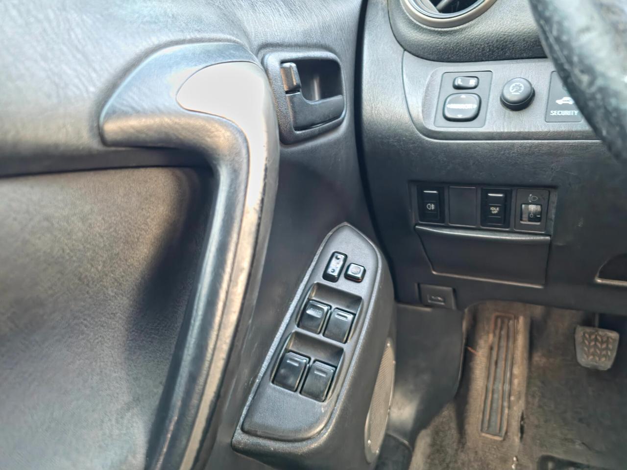 Toyota RAV 4 RAV4 2.0 Tdi D-4D cat 5 porte CV-116 E3 Manuale 4x4 2005