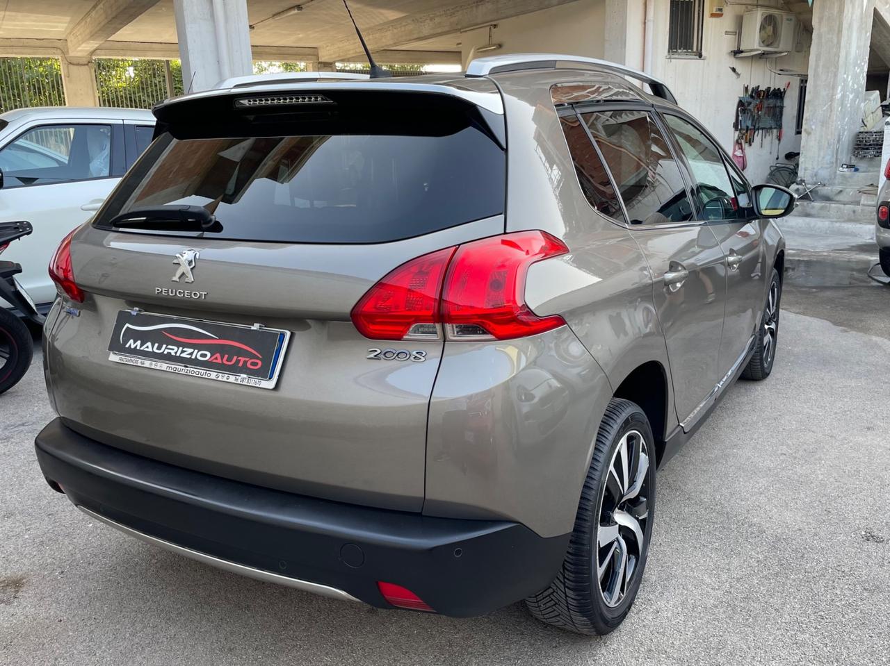Peugeot 2008 BlueHDi 120 S&S Allure