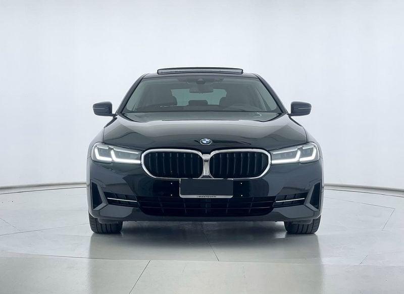 BMW Serie 5 520d 48V Touring Luxury