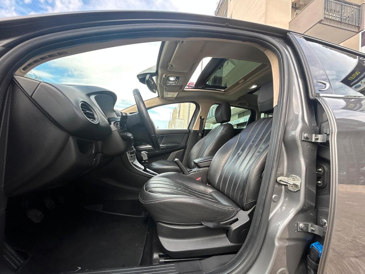 Lancia Delta 1.6 MJT DPF Gold