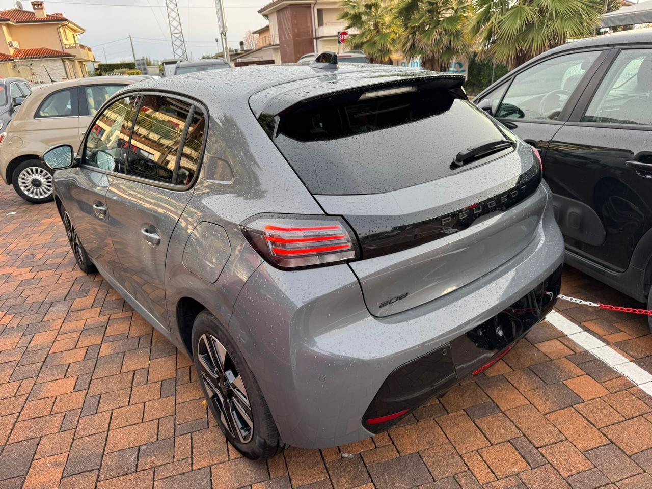 Peugeot 208 PureTech 100 Stop&Start 5 porte Allure