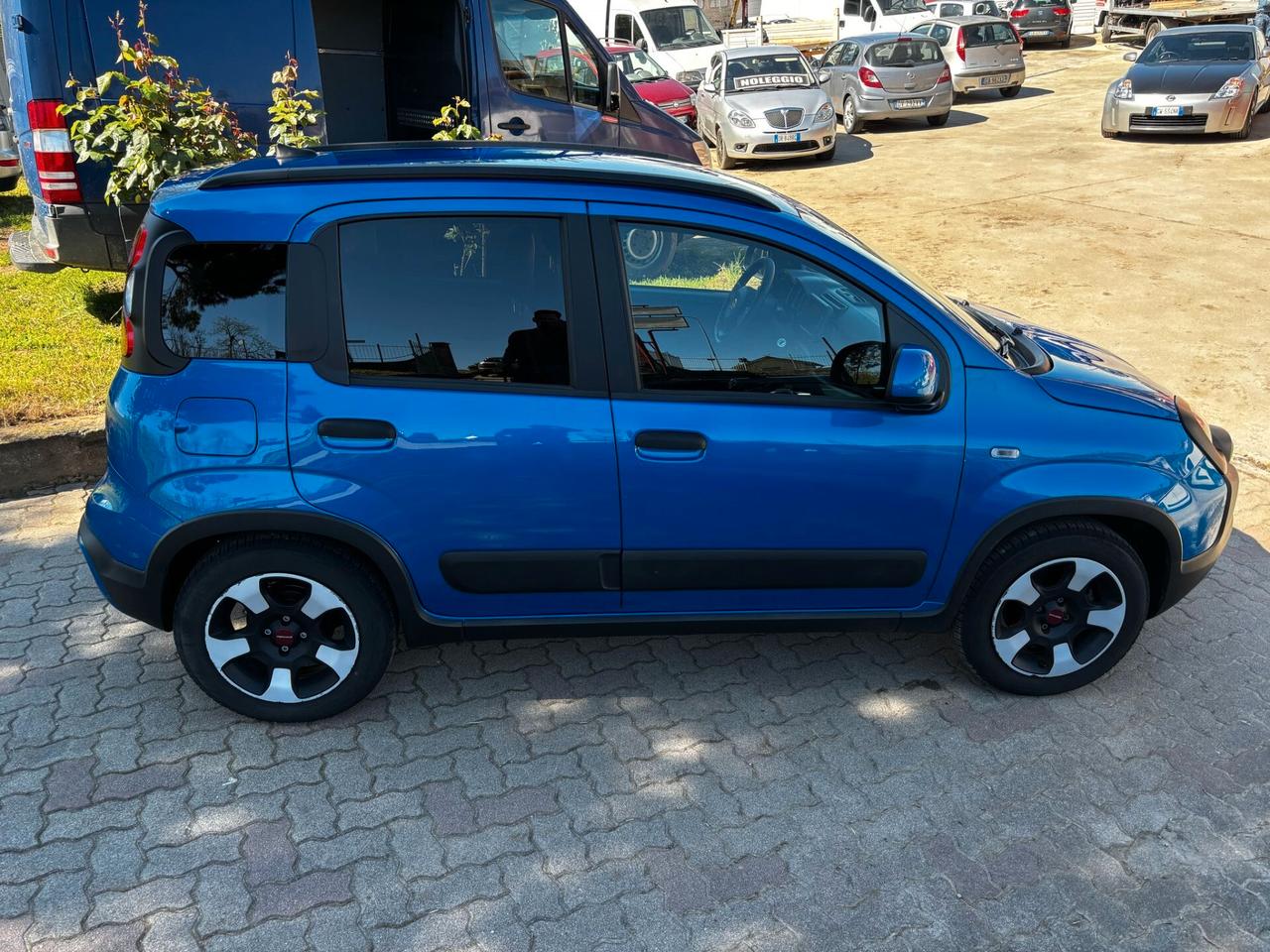 Fiat Panda Cross 1.0 FireFly S&S Hybrid