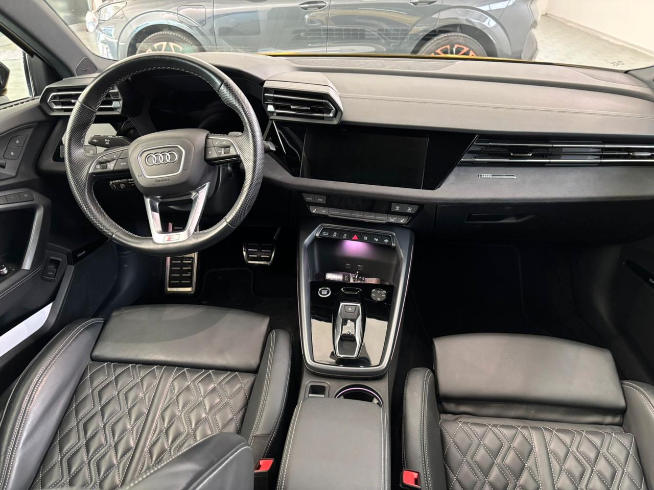 Audi A3 allstreet 35 TFSI S tronic Identity Contrast